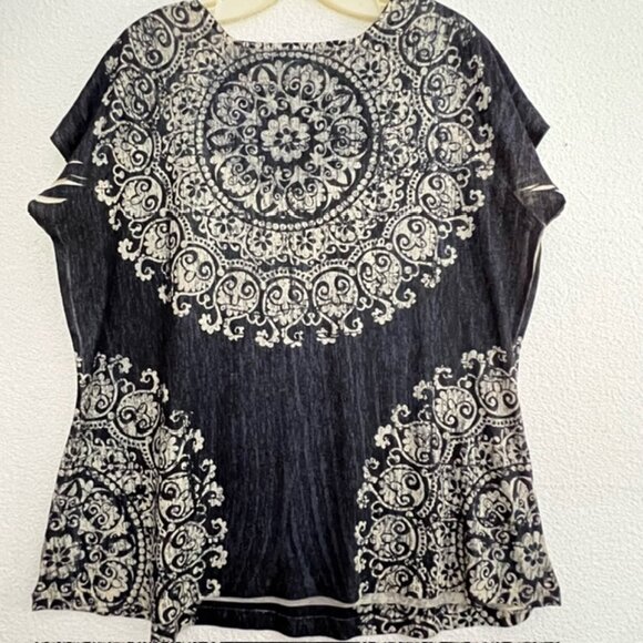 One World Womens Top, Flutter Sleeves, Plus Size 1X - Picture 4 of 7